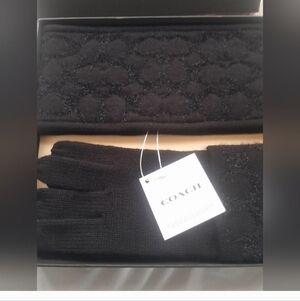 New Coach Gloves And Headband Set In Sing.Black With Gift Box NWT